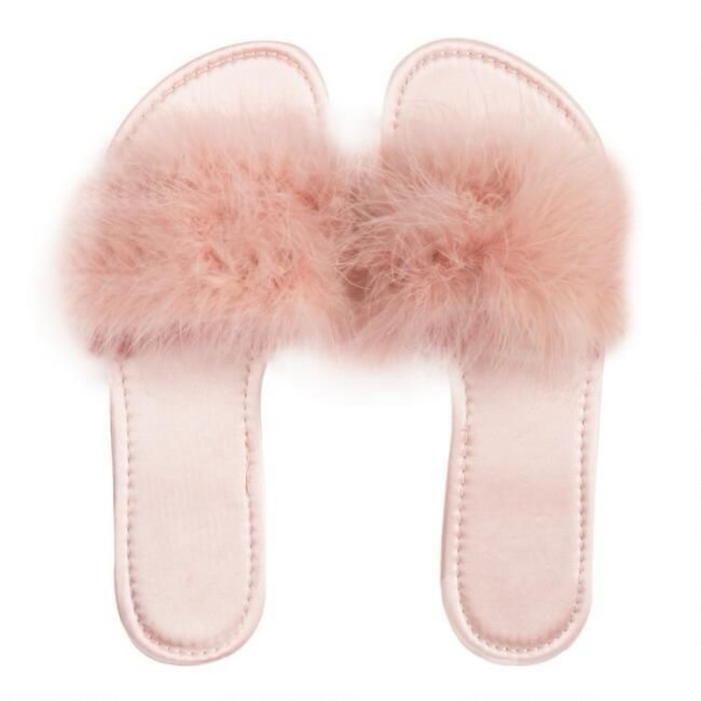 Elegant Pink Fuzzy Slide Sandals. Size 7.5